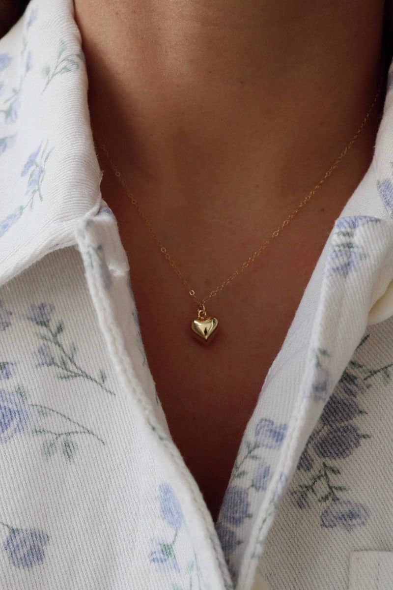 GOLD CLARA PUFF HEART NECKLACE