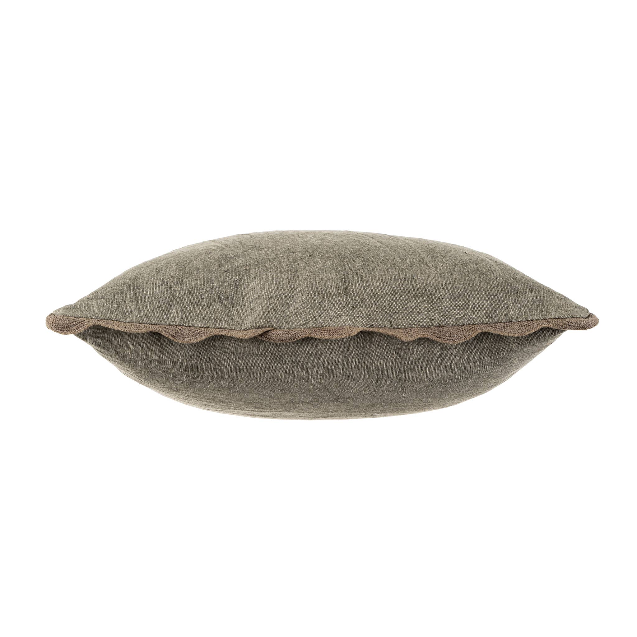 Scalloped Edge Pillow