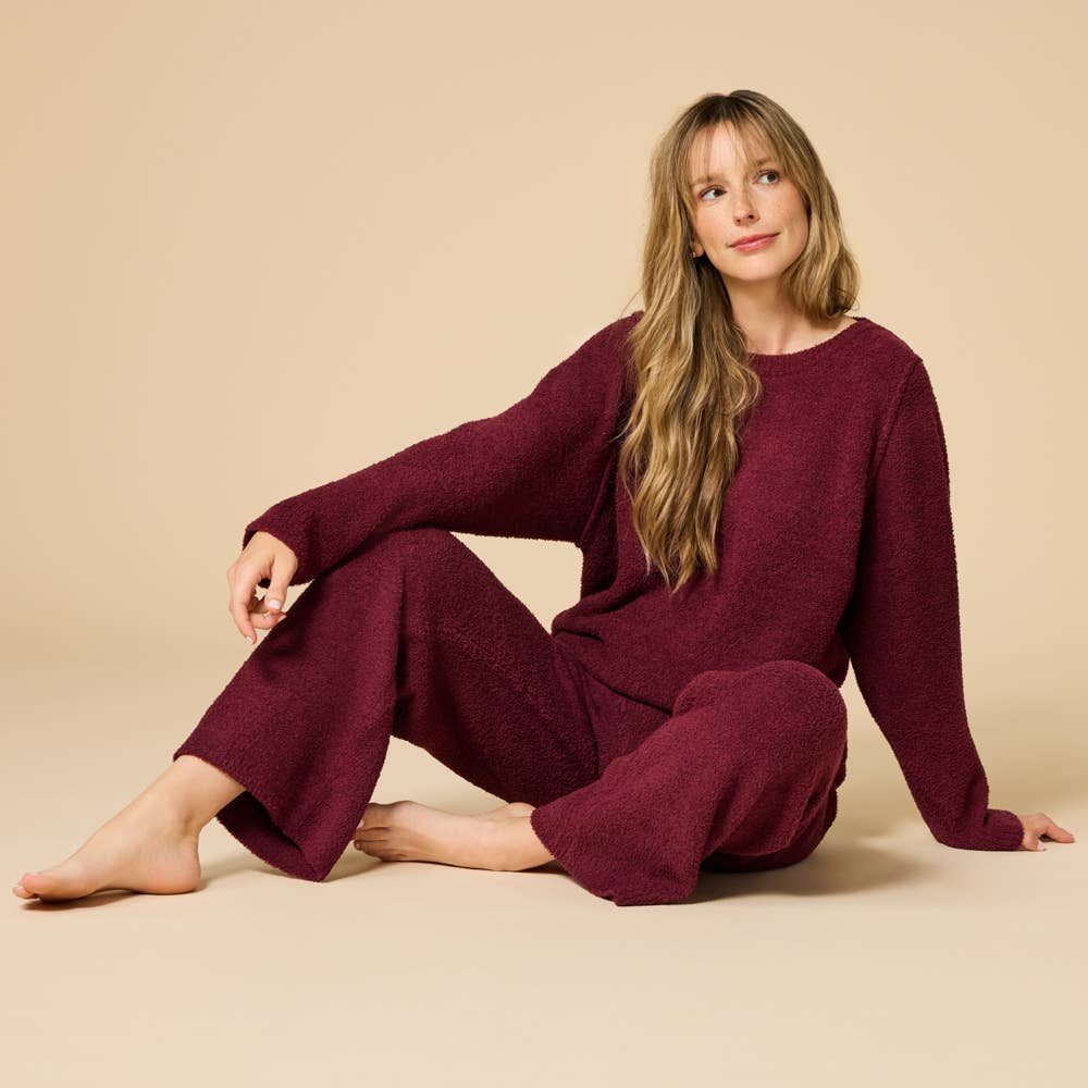 Solid Marshmallow Reverse Seam Crew Neck Lounge Set with Bracelet Sleeve