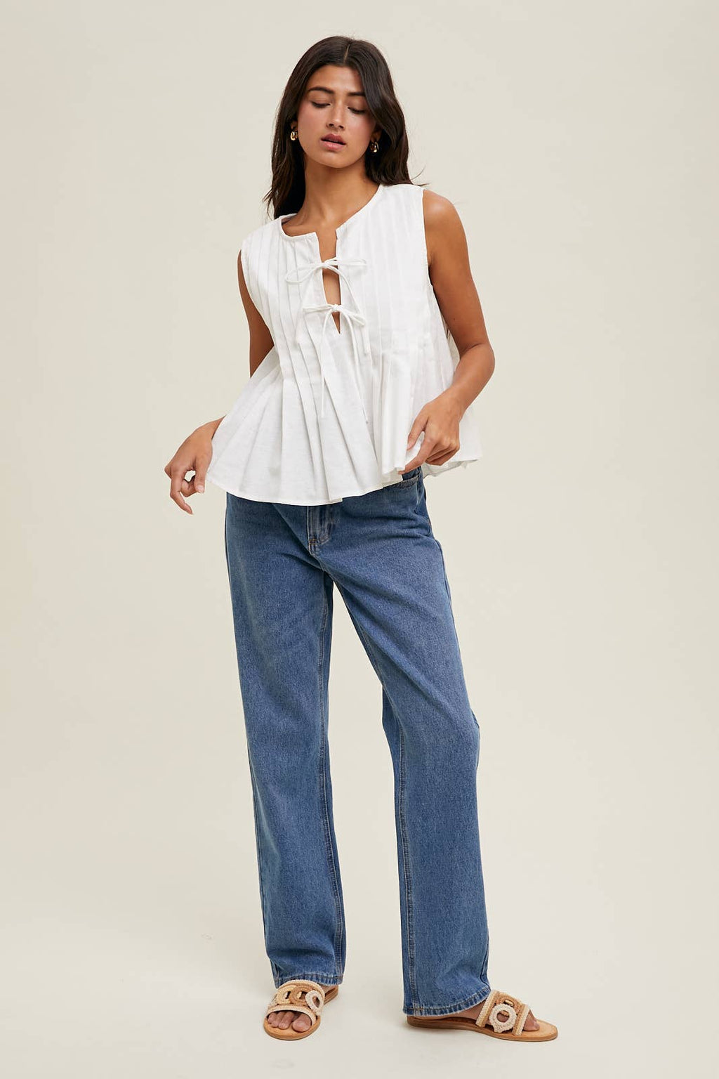 Bow Detail Sleeveless Pleated Top