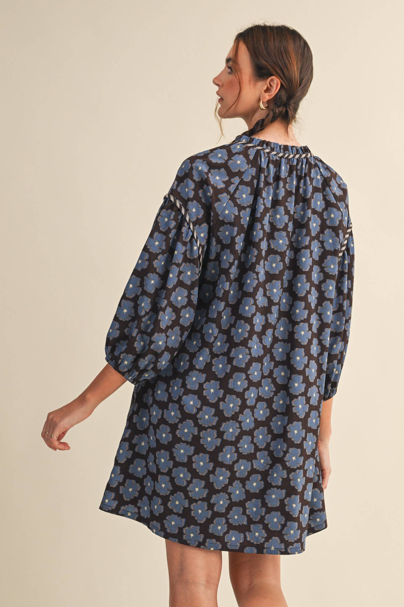 Contrast Binding Floral Mini Shift Dress