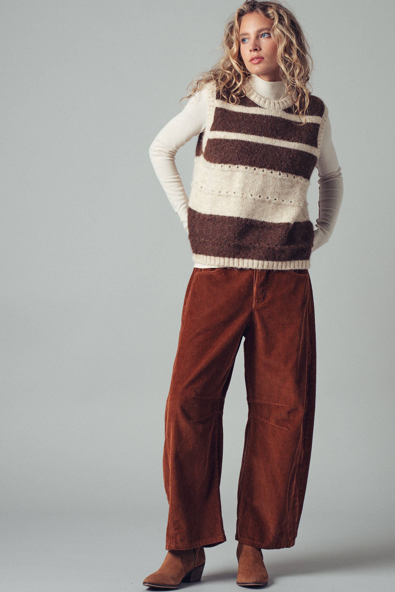 Inseam Stitch Detail Corduroy Barrel Jeans