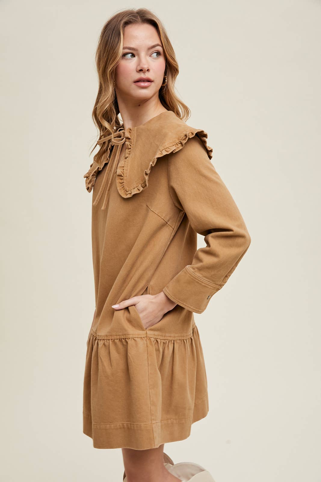 Ruffled Peter Pan Collar Midi Dress