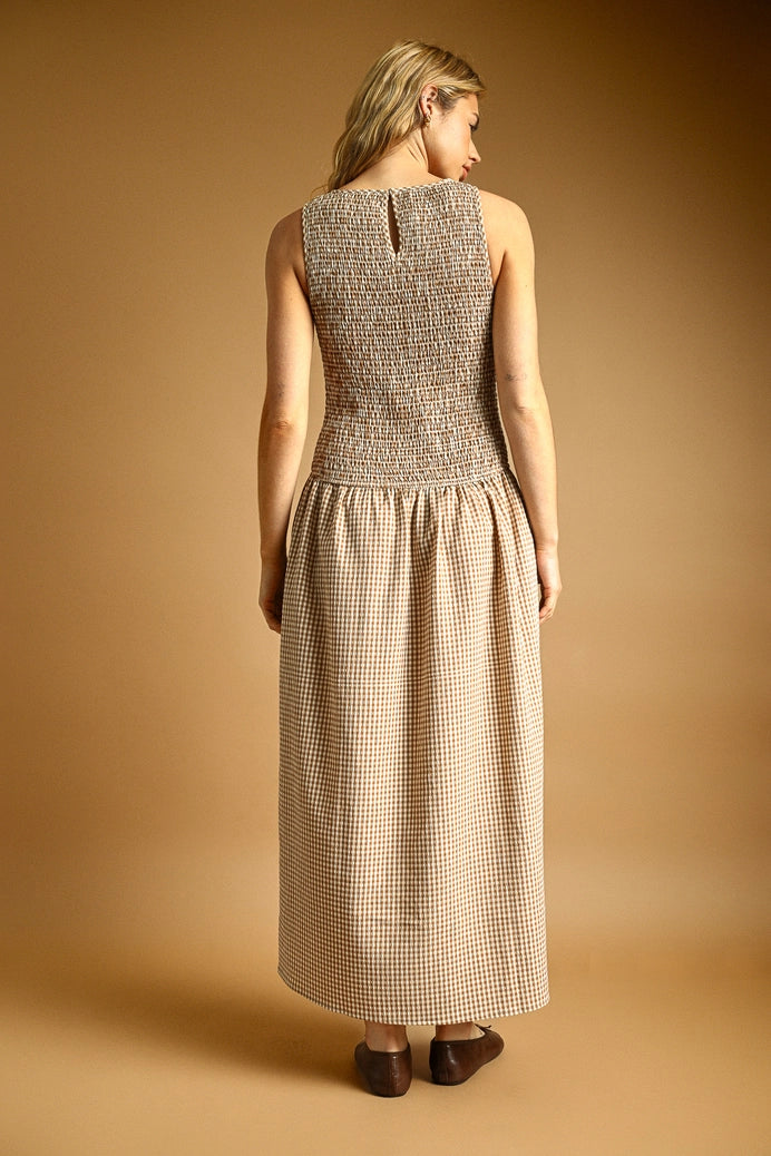 Mini Gingham Sleeveless Long Dress in Mocha