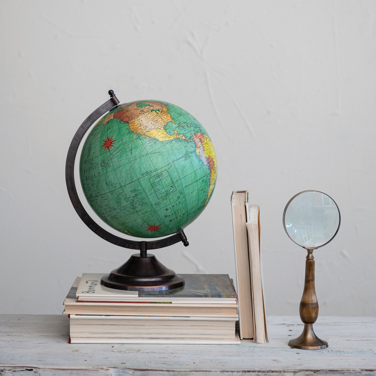 Magnifying Glass on Stand