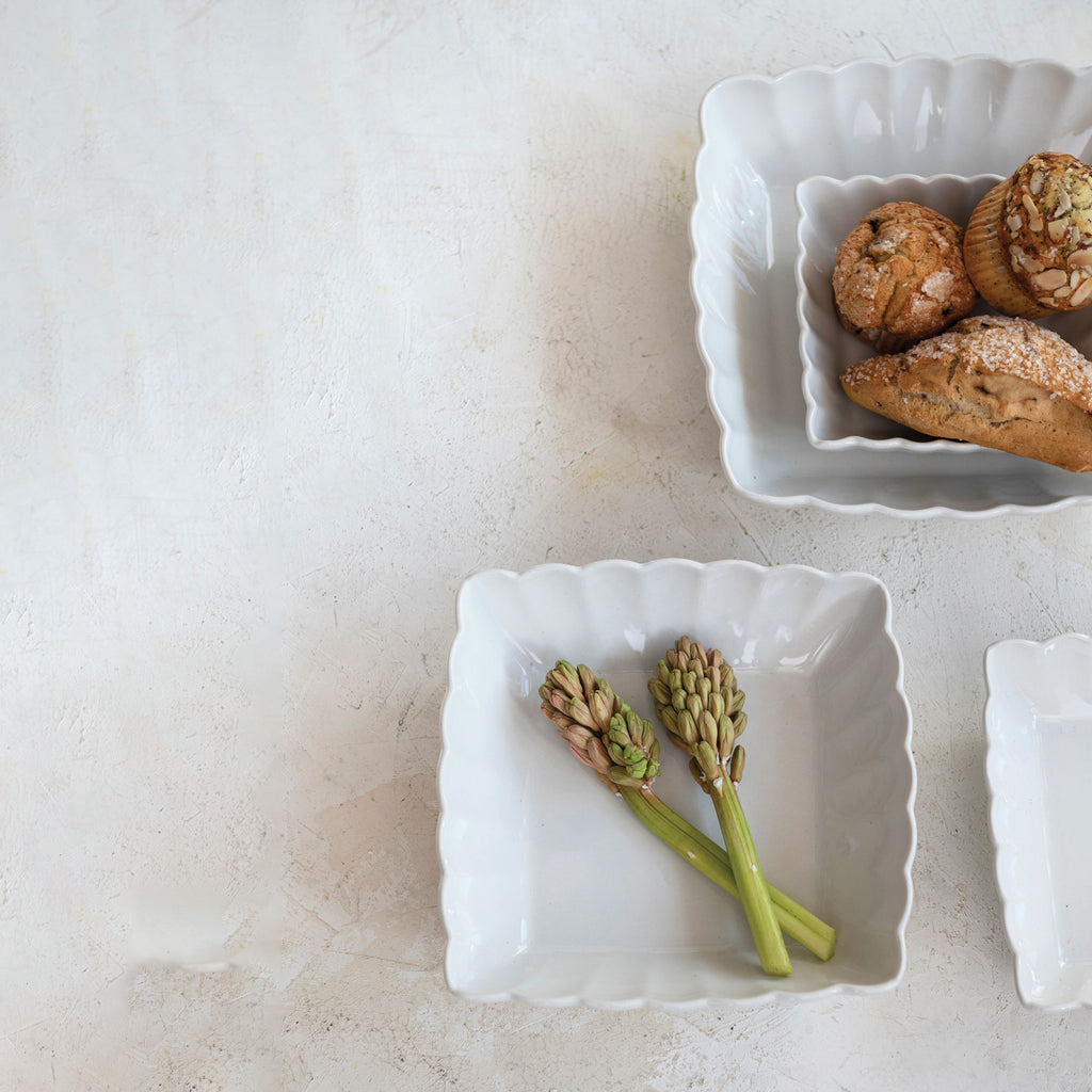 Scalloped Serving Dish