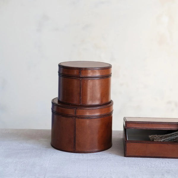 Round Leather Box