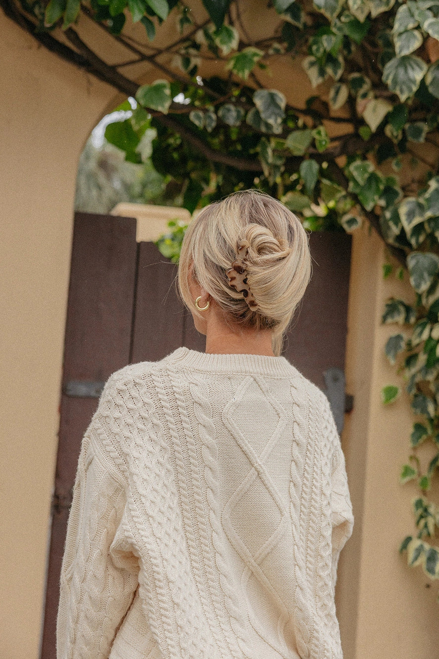 Kaxi Scalloped Midi Hold Everything Claw