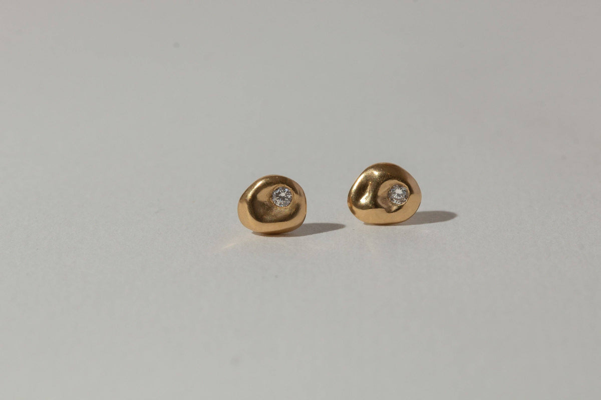Pebble Studs