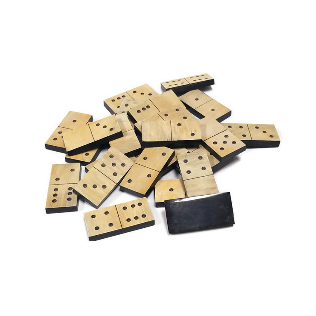 Colonial Ox Horn Domino Set