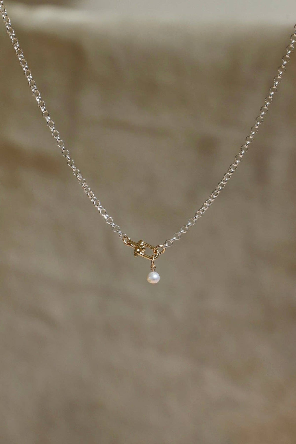 Sora Link Chain and Pearl Necklace