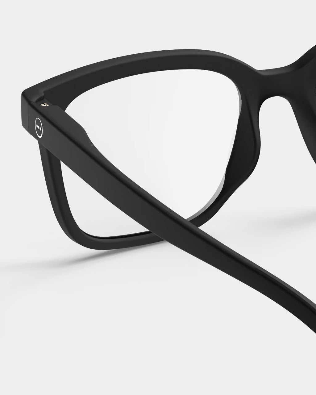 #L Black Reading Glasses