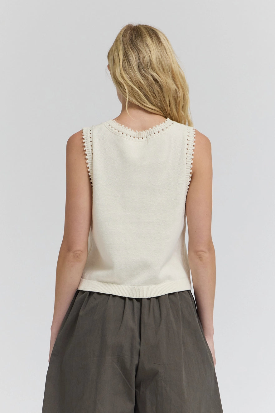 Edge Trim Knit Vest