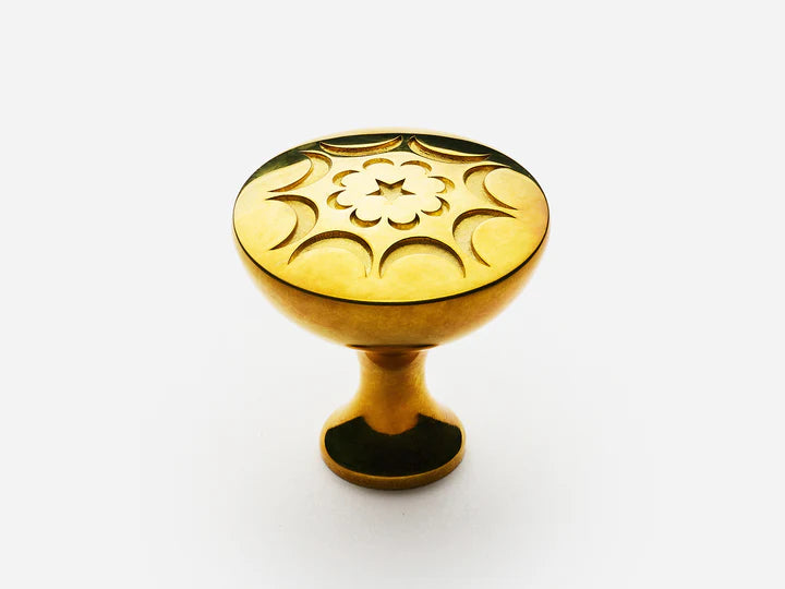 Tradition Hardware Knobs