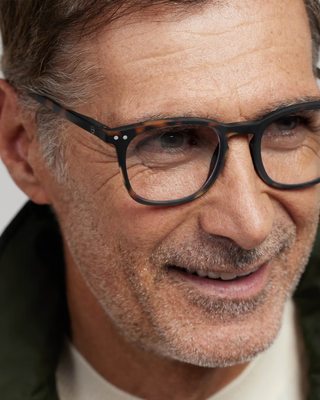 #E Tortoise Reading Glasses