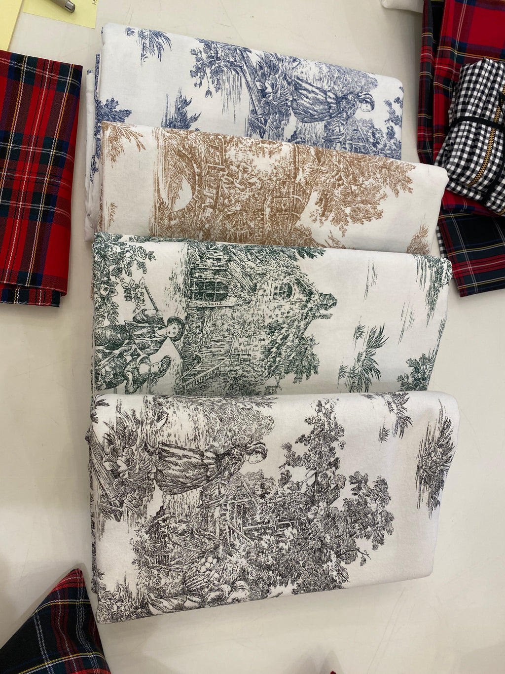 Italian Washed Cotton Toile Tablecloth & Napkins