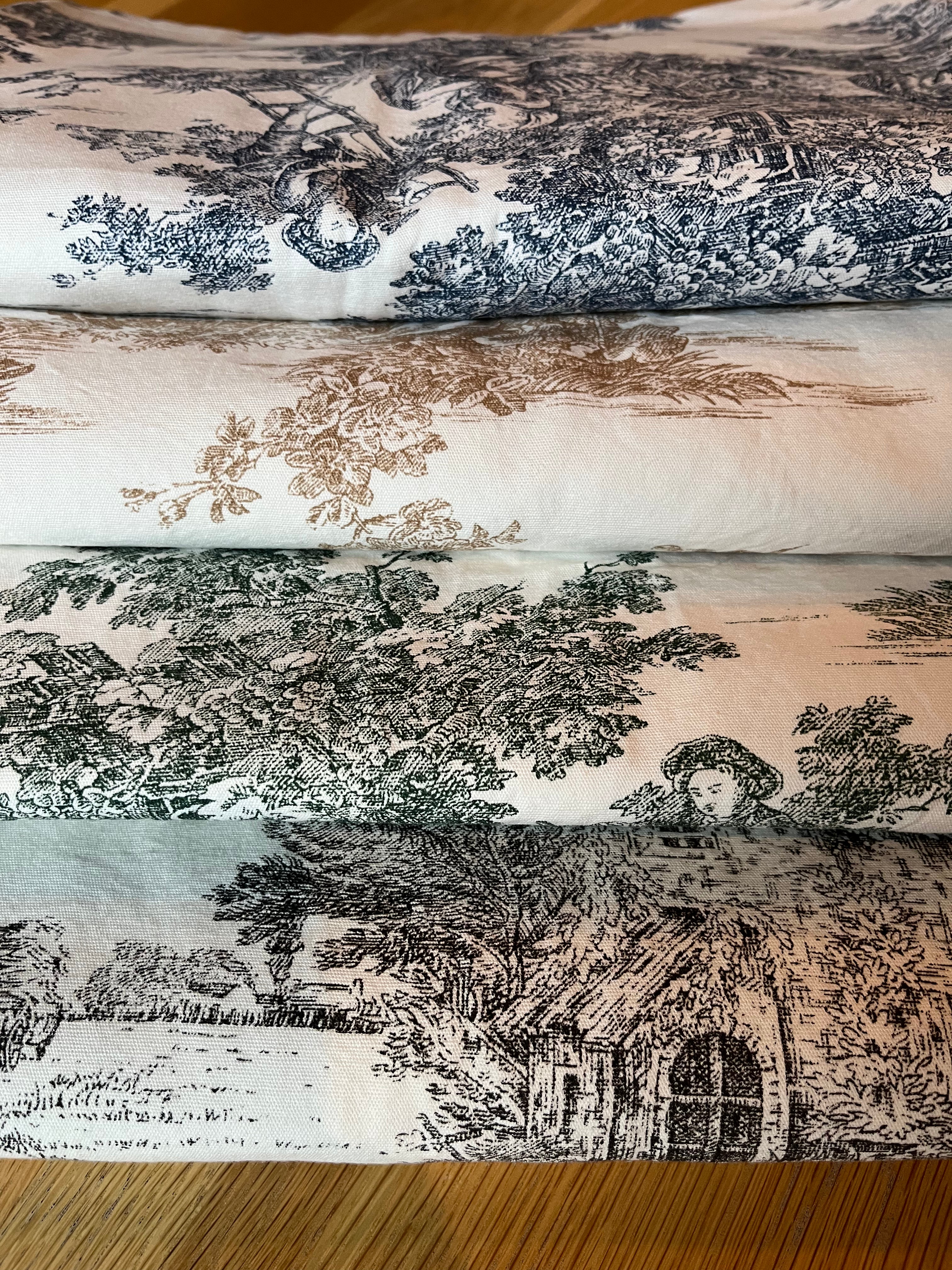 Italian Washed Cotton Toile Tablecloth & Napkins