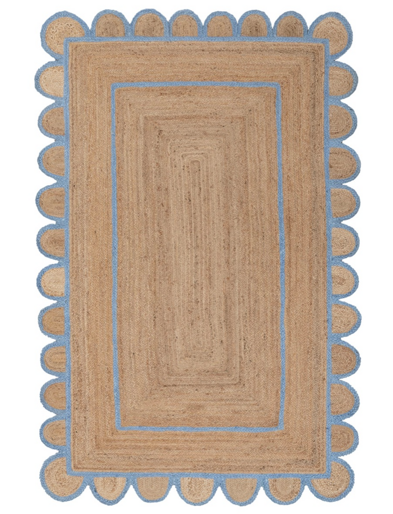 Scalloped Jute Rug in Blue