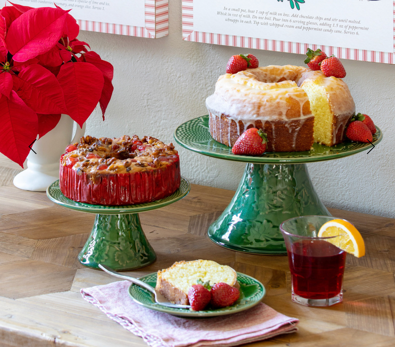 Green sales cake stand