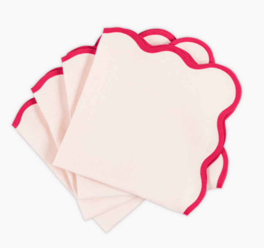 Scallop Edge Napkins- Set of 4