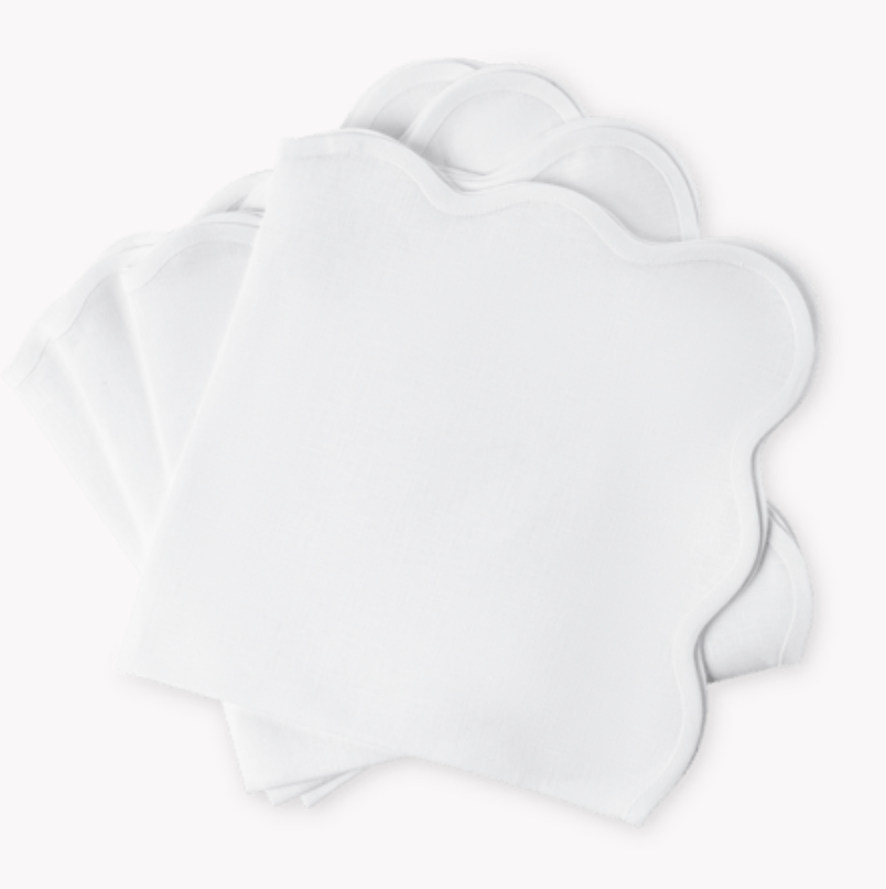 Scallop Edge Napkins- Set of 4