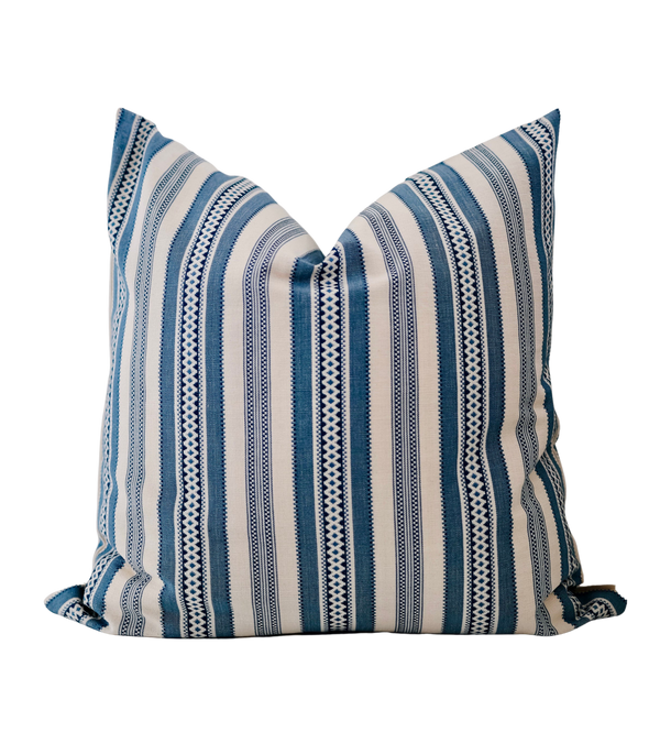 Kravat Stripe Pillow Cover