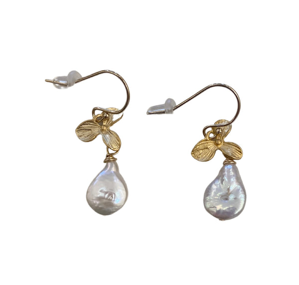 Flower and Pearl Drop Earrings